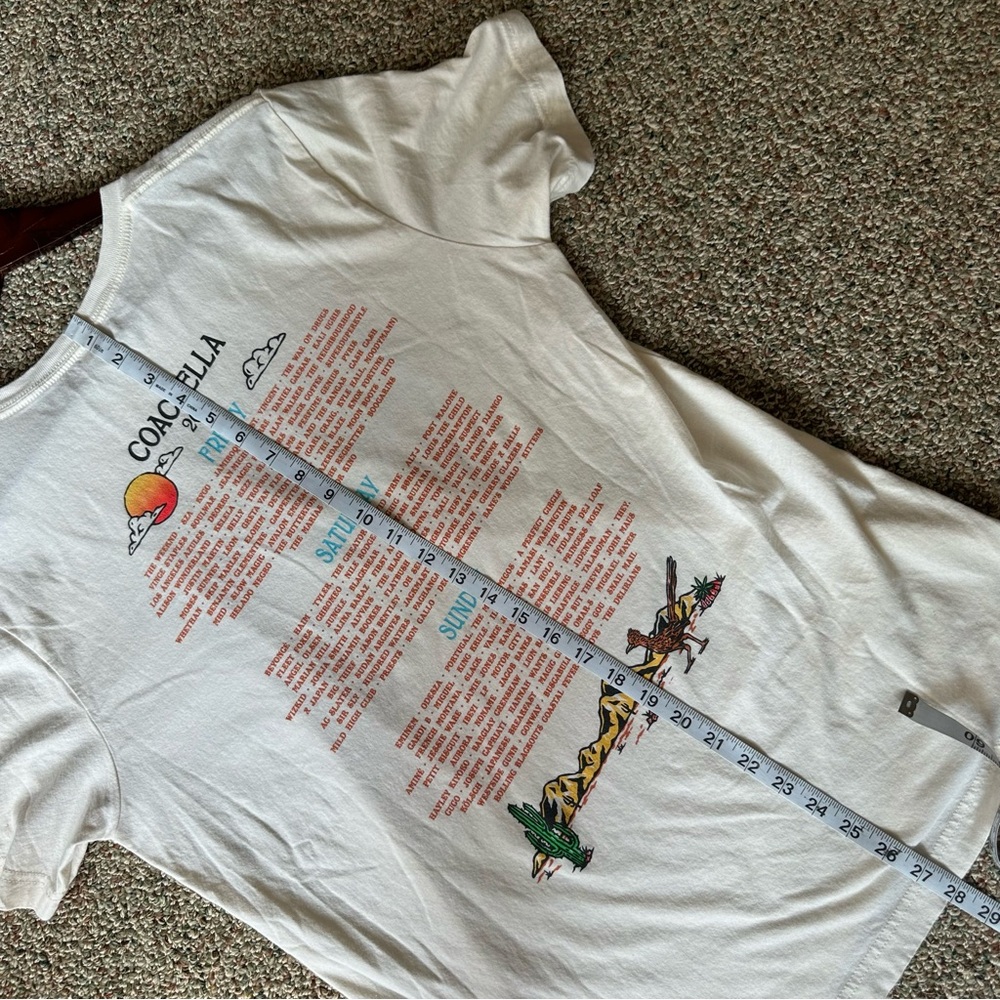 Coachella 2018 Lineup Tee - Picture 8 of 8